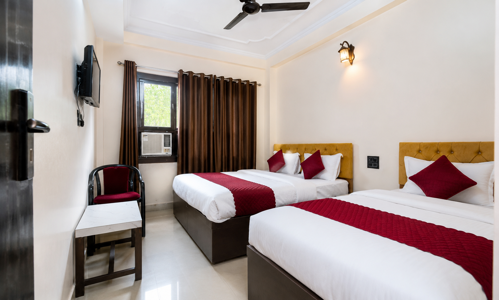 Gallery quad bed